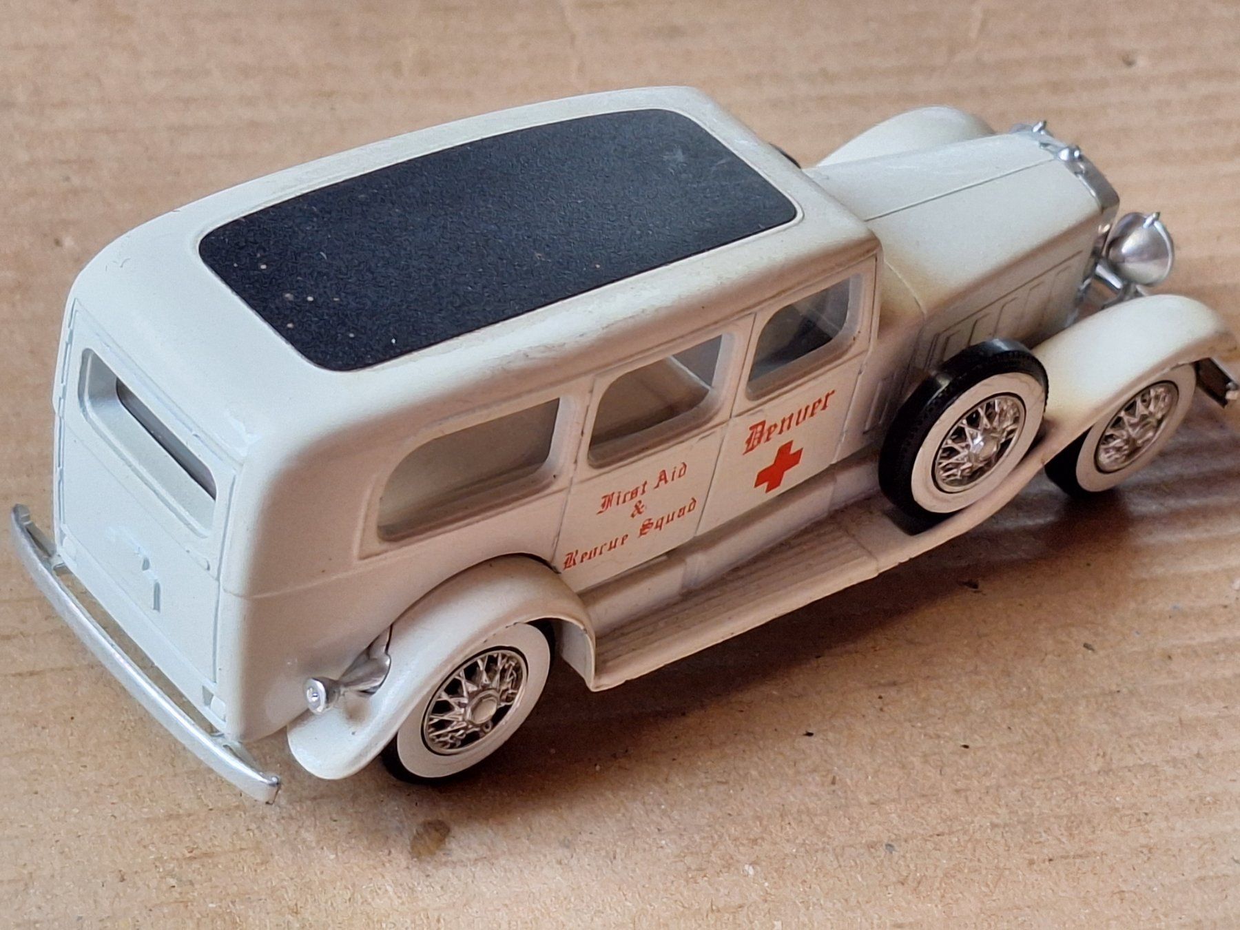 Solido Modellini d'auto: Collection / Modèle réduit  (Cadillac/1931) – Usato da Couvet venduto da zeze03 2