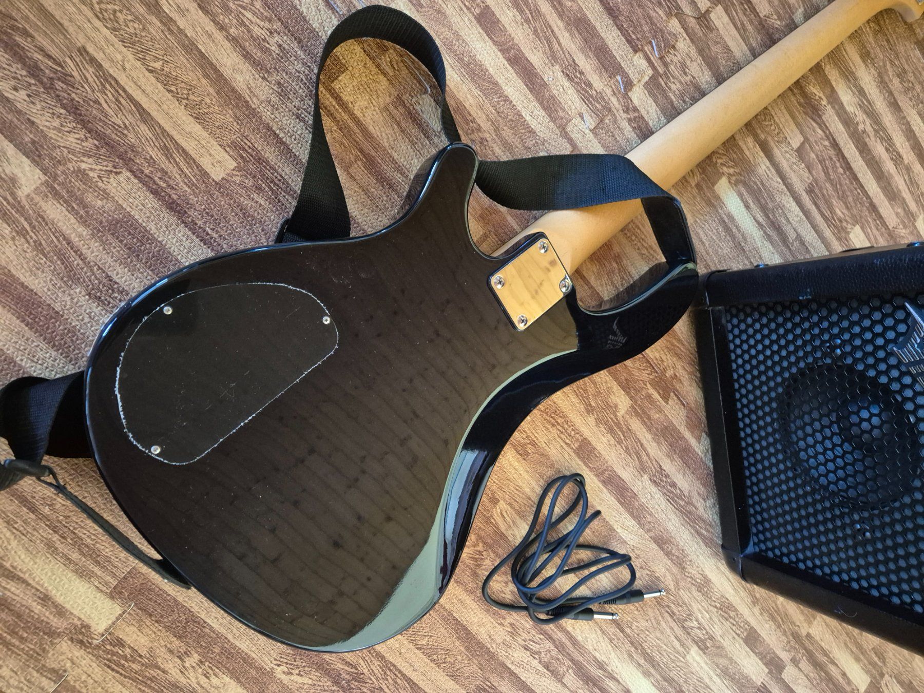 Musikinstrumente: Vision bass guitar by msa mit amplifier – Gebraucht aus Schlieren von marcoB51 3