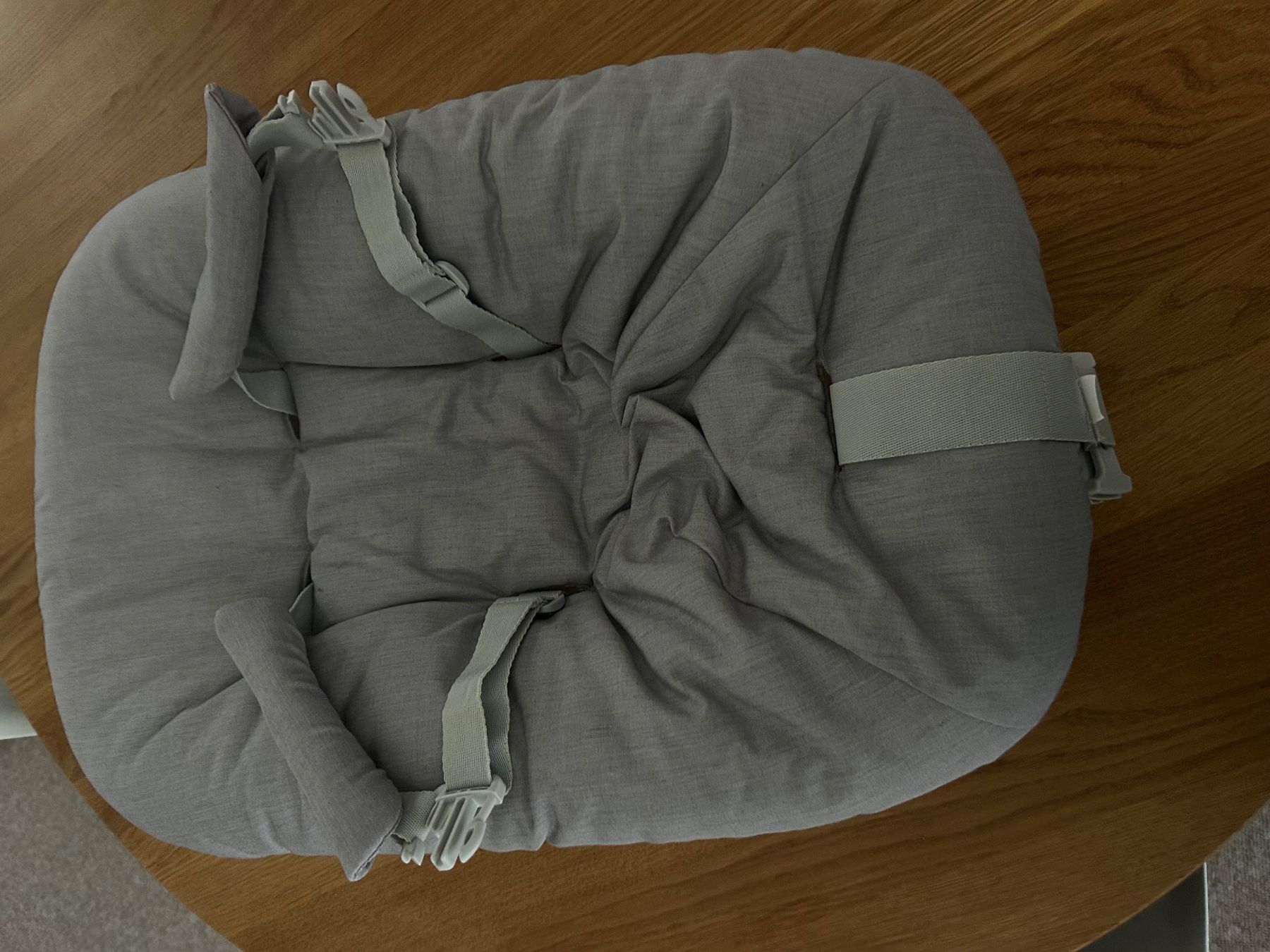 Stokke Seggioloni: Stokke Tripp Trapp Newborn Schale – Usato da Zofingen venduto da phi_rd7q