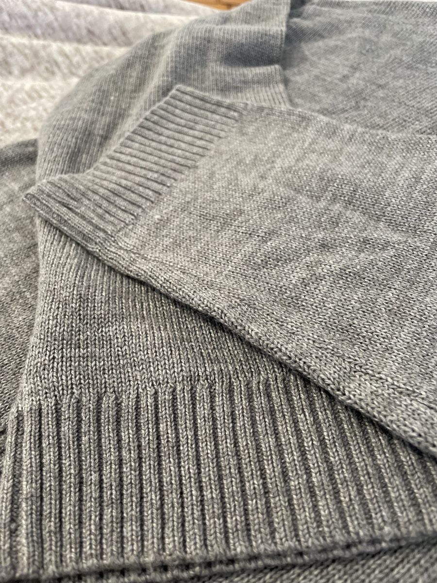 H&M Maglioni & Felpe: Grauer Polo-Strickpullover – Nuovo (secondo la descrizione) da Rheineck venduto da cha_p9qy 3