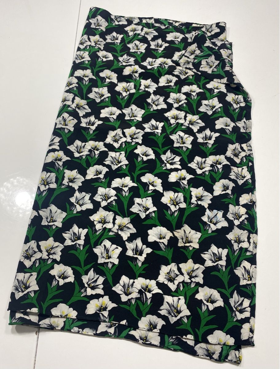 Foulard & Sciarpe: Seiden Schal 🌸 – Usato da Opfikon venduto da Luis144 4