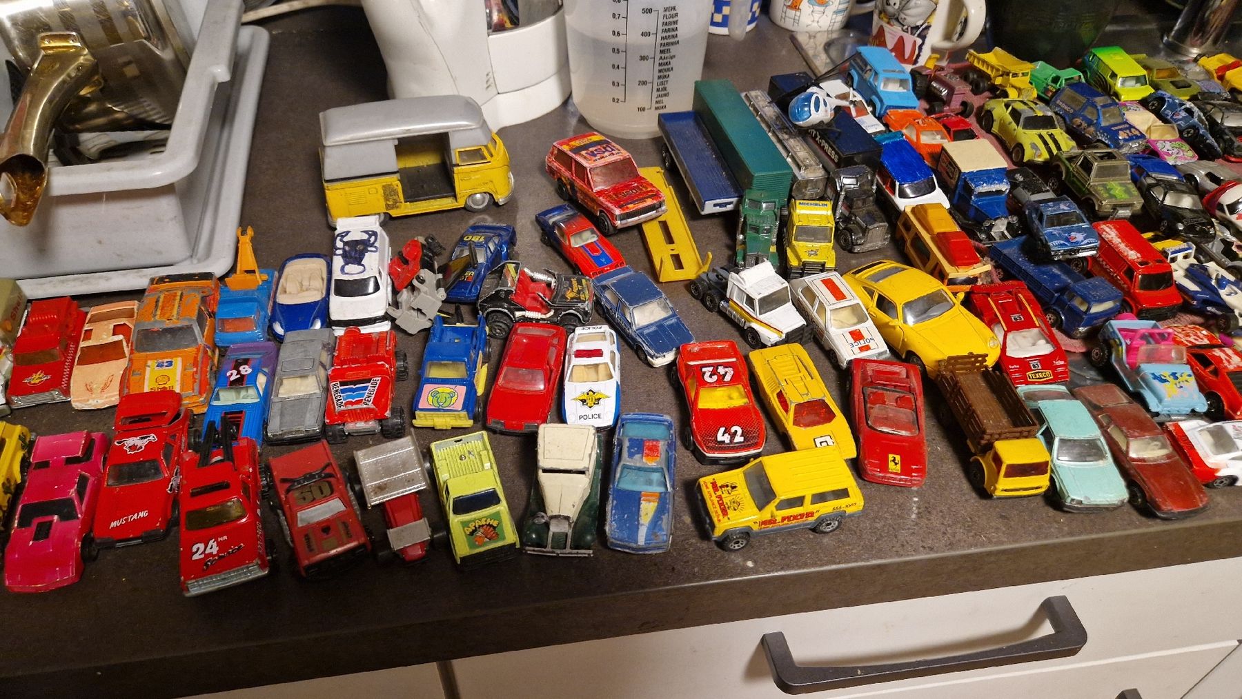 Matchbox Modellini d'auto: Matchbox über 100 Stk. – Usato da Wetzikon ZH venduto da Oldieslover 2