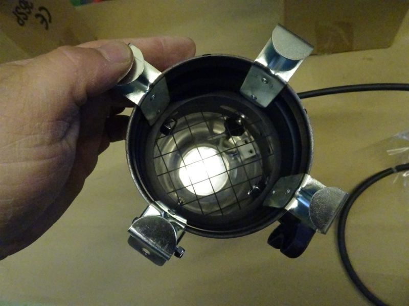 Lampade: neue Bühnenbeleuchtung – Nuovo e nell'imballaggio originale da Necker venduto da liq24 3