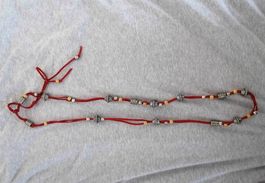 Collier rouge / Kette rot
