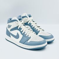 Nike Air Jordan 1 Mid University Blue (W) EU 40.5