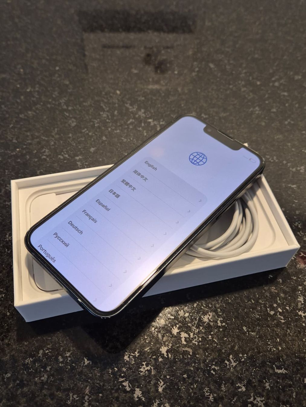 Apple Telefoni cellulari / Smartphones: iPhone 13 mini - 128GB - Midnight – Usato da Strengelbach venduto da Flobabo 2