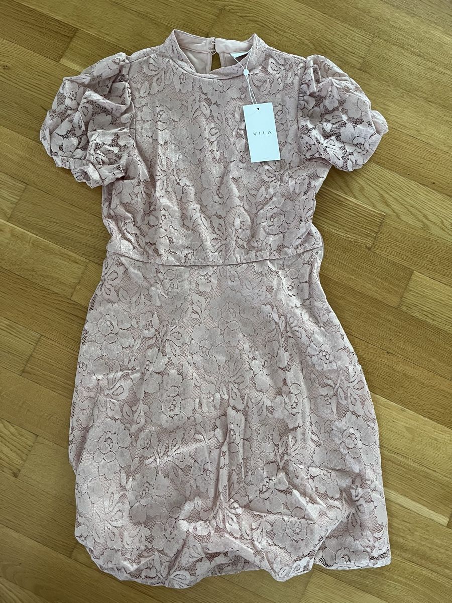 Vila Vestiti: Vila Spitzenkleid Hochzeit kurz rosa, Gr. M, neu – Nuovo e nell'imballaggio originale da Auenstein venduto da DailyFinds 4