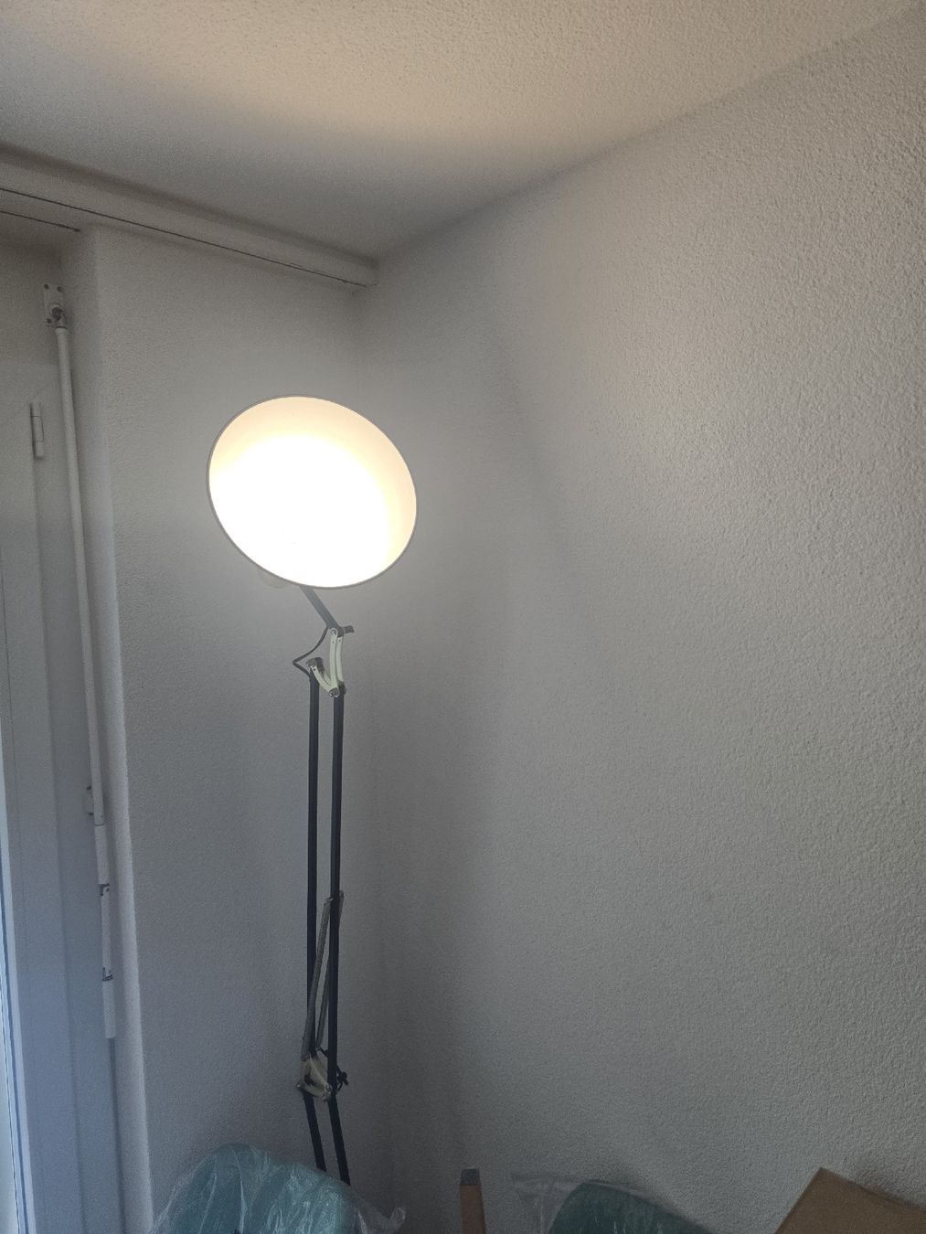 Lampade: Sehr schöne Designer Stehlampe – Usato da Safenwil venduto da buickboy 4