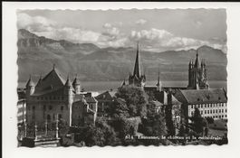 AK ca. 1950 Lausanne Chateau und Kathedrale