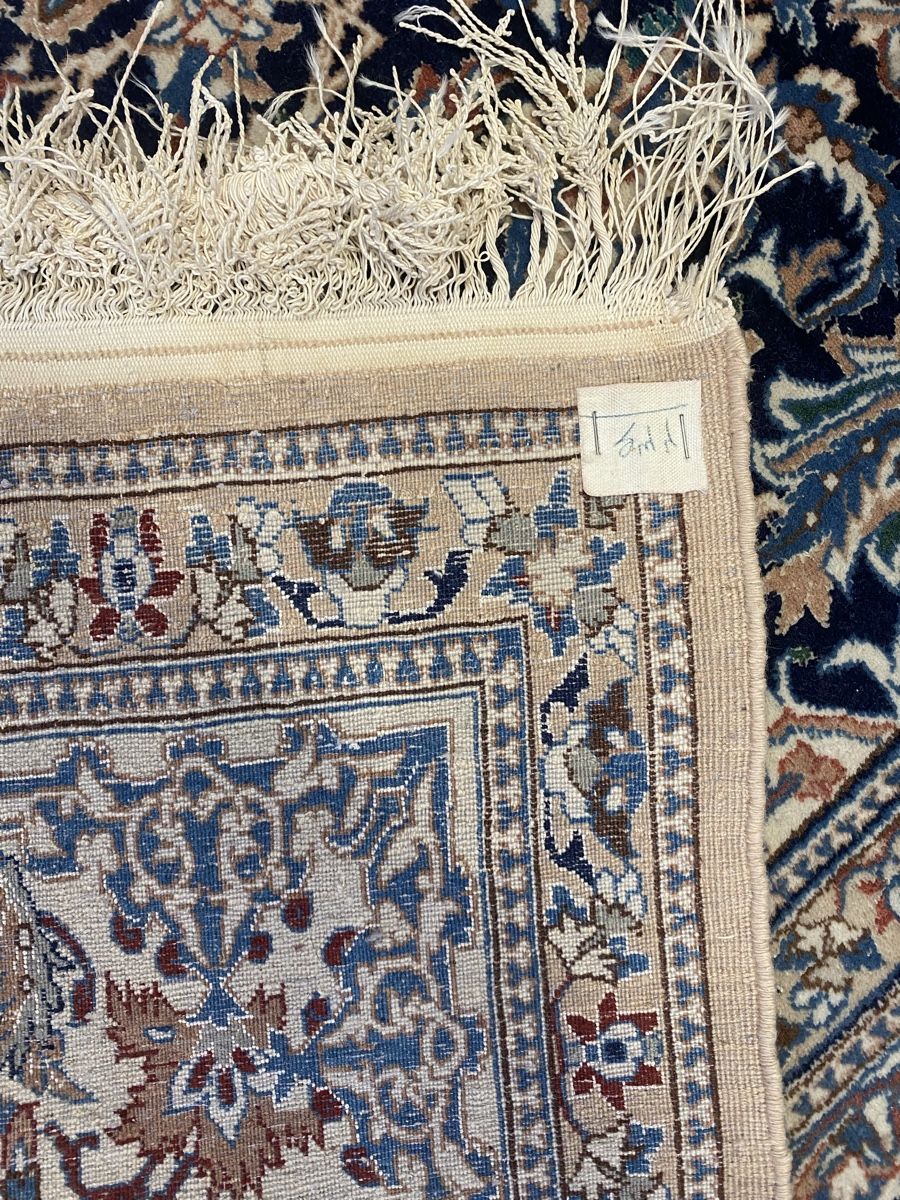 Tapis: Original Perser Teppich Nain mit Seide – D'occasion à Männedorf par Adamiat 5