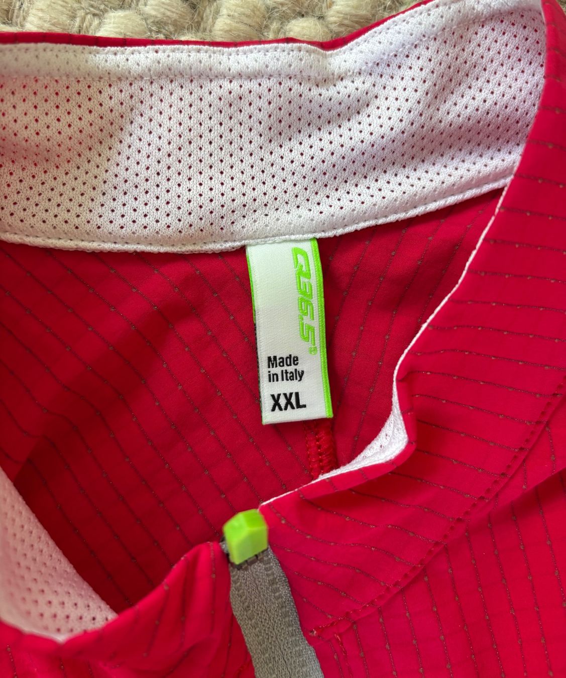 Canottiere & Pantaloni: Q36.5 Pinstripe Trikot – Nuovo (secondo la descrizione) da Thalwil venduto da Swisshoneys 4