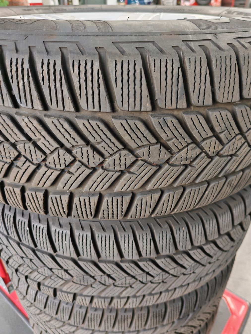 Pneumatici & Ruote complete: Mercedes GLK Winterräder 17" – Usato da Oberengstringen venduto da 156driver 7