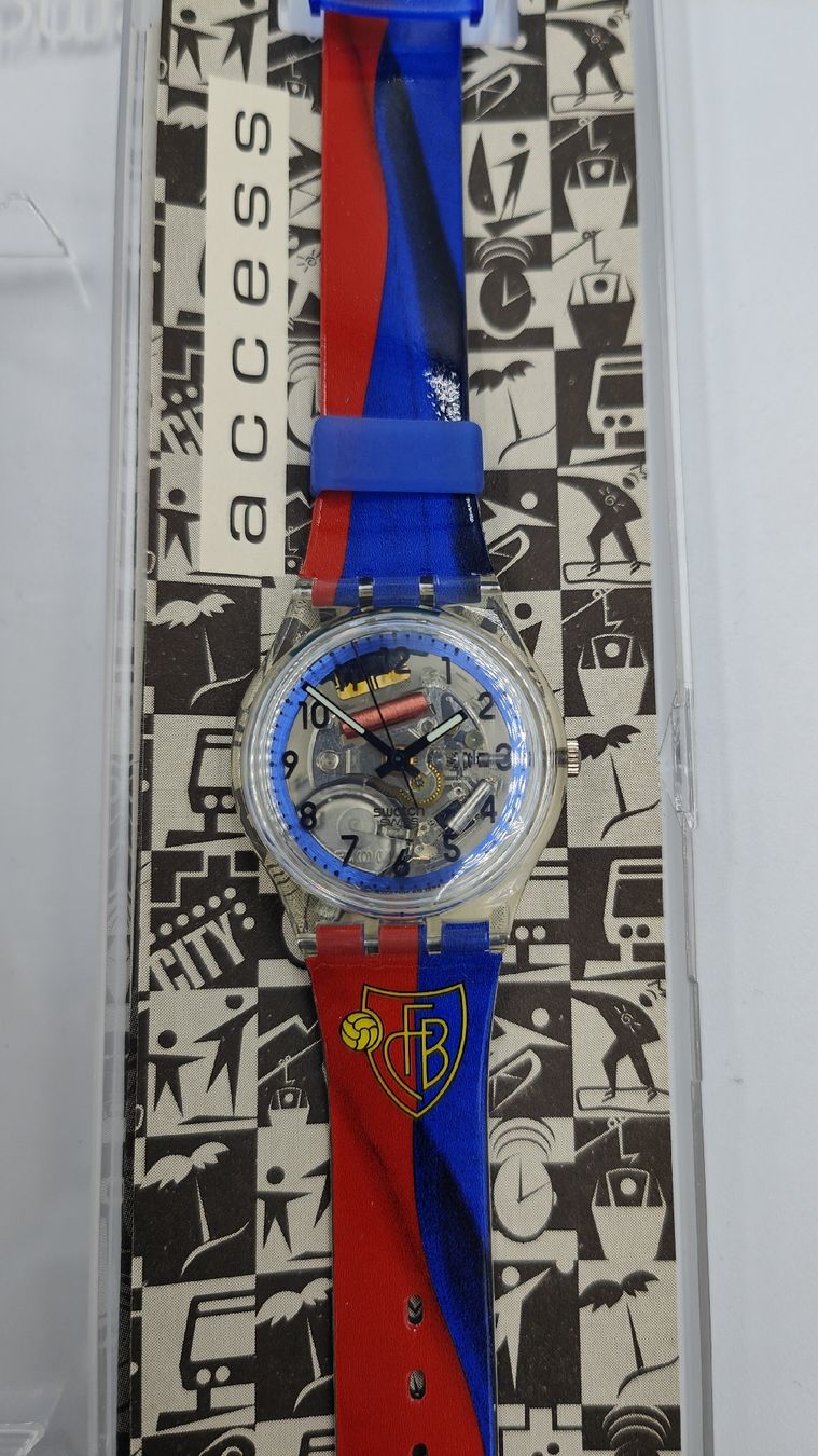 Swatch Uhren: FCB Swatch – Neu und originalverpackt aus Basel von regnam 2