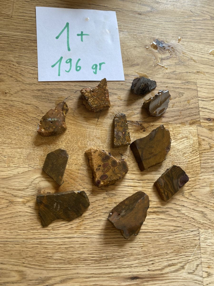 Pietre preziose: 11 Boulder Opale – Usato da Flawil venduto da Naphtali 1