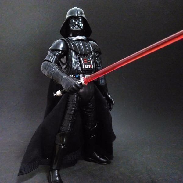 Statuette: DARTH VADER - STAR WARS - FIGUR 10cm – Nuovo e nell'imballaggio originale da Kriens venduto da swissgadget 1