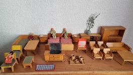 Konvolut Puppenstubenmöbel Puppenhausmöbel für 3 Zimmer