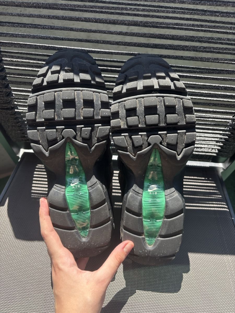 Nike Scarpe da uomo: Nike Air Max 95 Vert / Blanc / Noir EUR 40 – Usato da Sion venduto da xmittaz 2