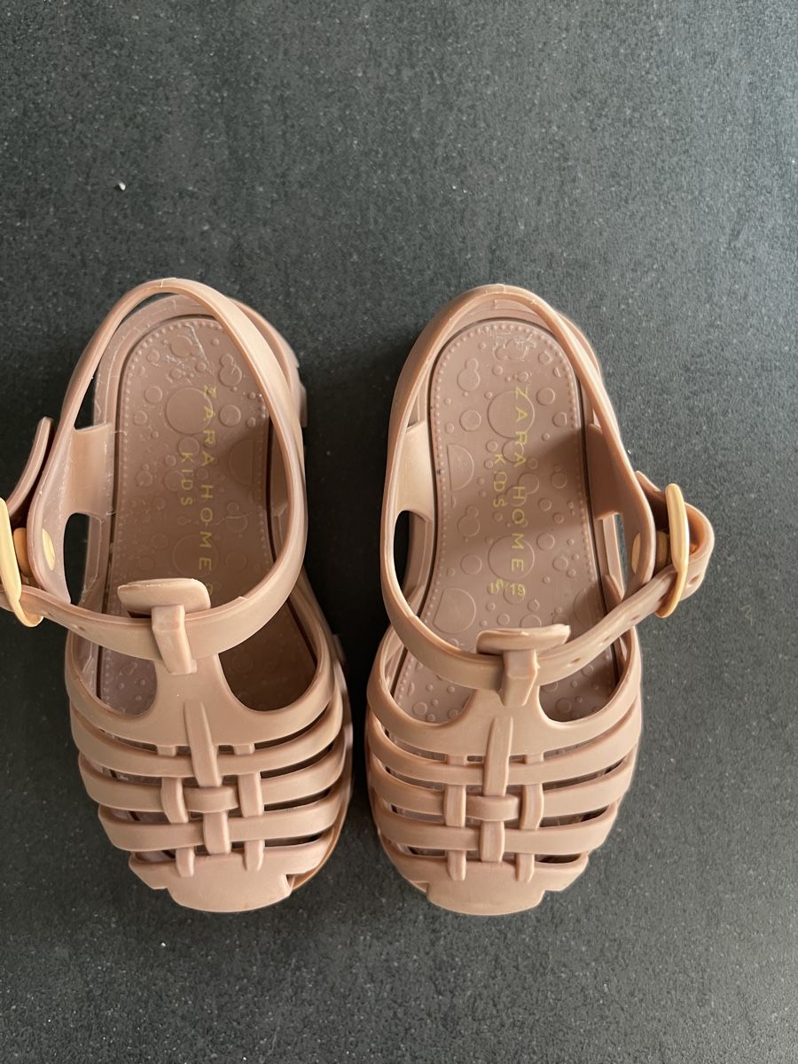 Zara Schuhe für Jungen: Badeschuhe, Grösse 18/19 ZARA HOME – Neu (gemäss Beschreibung) aus Engelburg von Annis_Crew 1