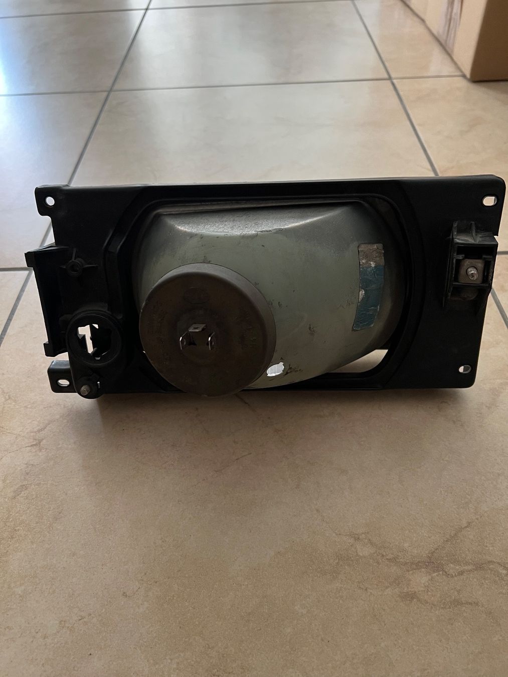 VW Fari: Vw Polo 2 Scheinwerfern links – Usato da Balzers venduto da goegi93 1