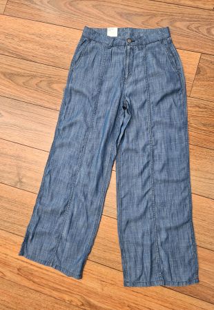 Ganz leichte Sommer Jeans Wide Leg / Hight Waist W28 (38)