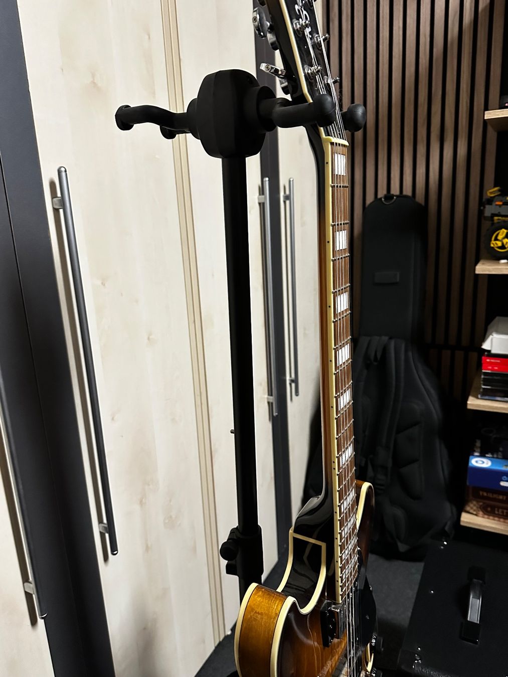 Ibanez Strumenti musicali: Ibanez E-Gitarre, Marshall Box, Zubehör – Nuovo (secondo la descrizione) da Schindellegi venduto da lusi1971 3