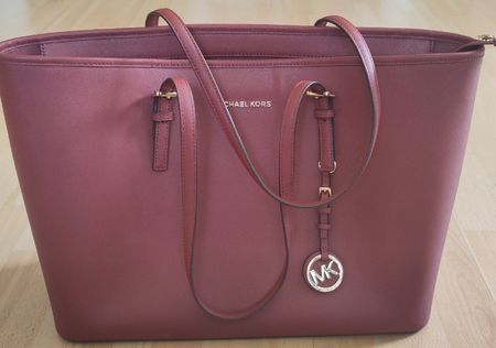 Elegante borsa Michael Kors bordeaux, nuova!