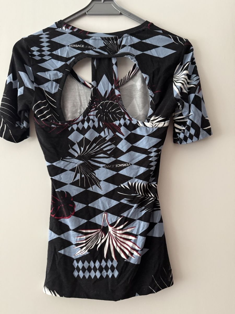 T-shirts: Versace shirt – D'occasion à visp par Kmemo1 2