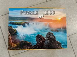 Puzzle "Wasserfall in Island"