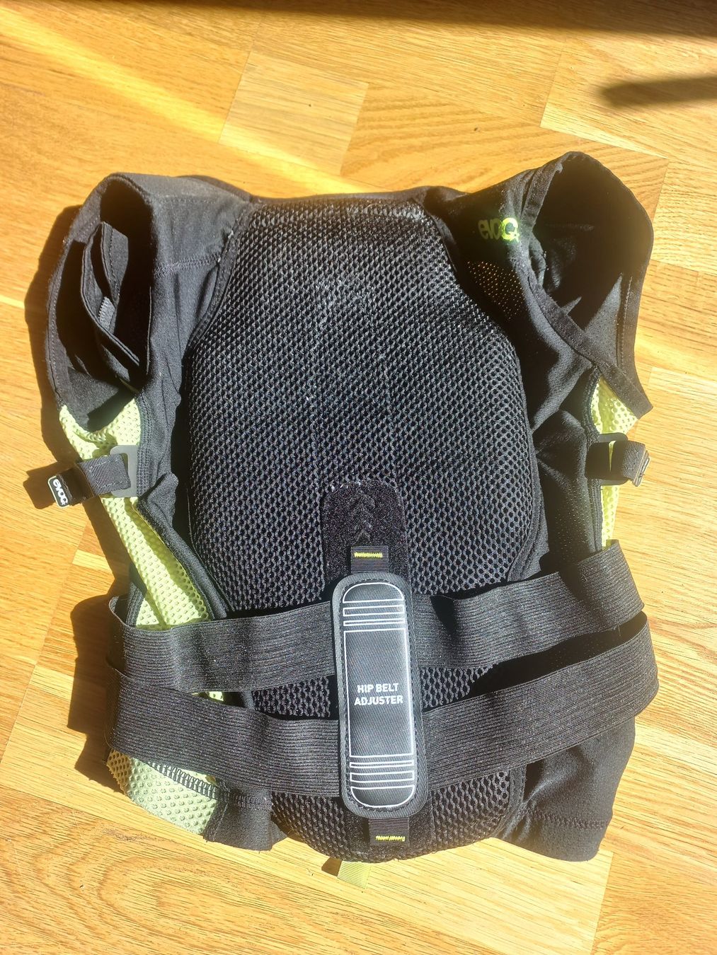 Evoc Protezioni & Imbottiture: Protection dorsale enfant Evoc – Usato da La Tour-de-Peilz venduto da Gilbrtogil 1
