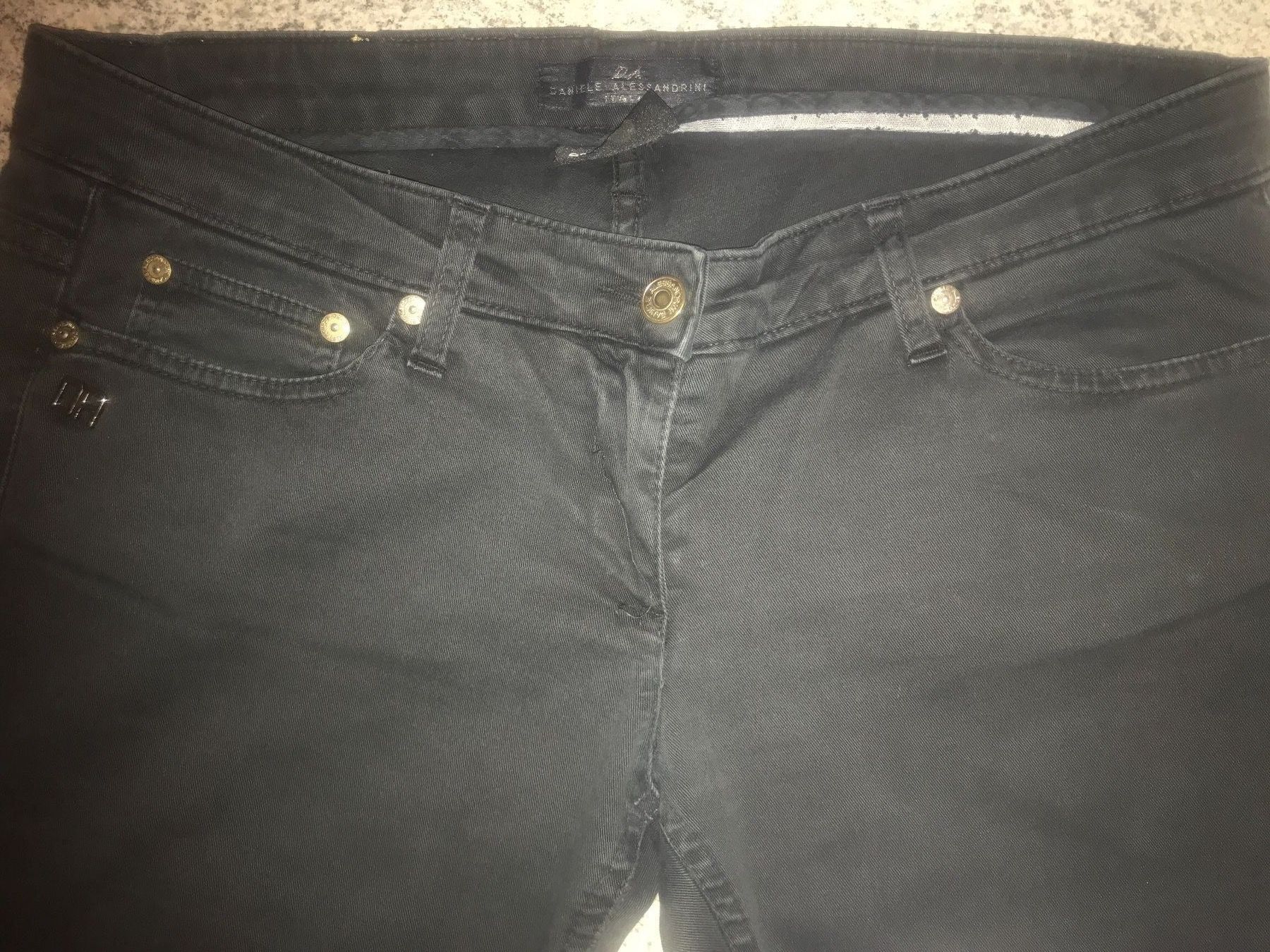 Jeans: 2 DAMEN JEANS GR. 31 – Usato da Basel venduto da ros_sb8c 4