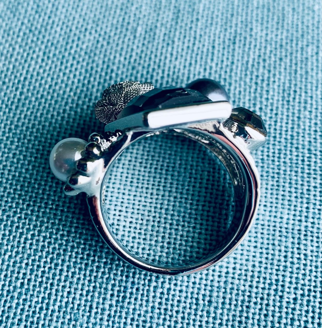 Anelli: Neu: Ring, Gr. 56, verspielter Ringkopf (stabil) – Usato da Bern venduto da Flora.Sonea 3