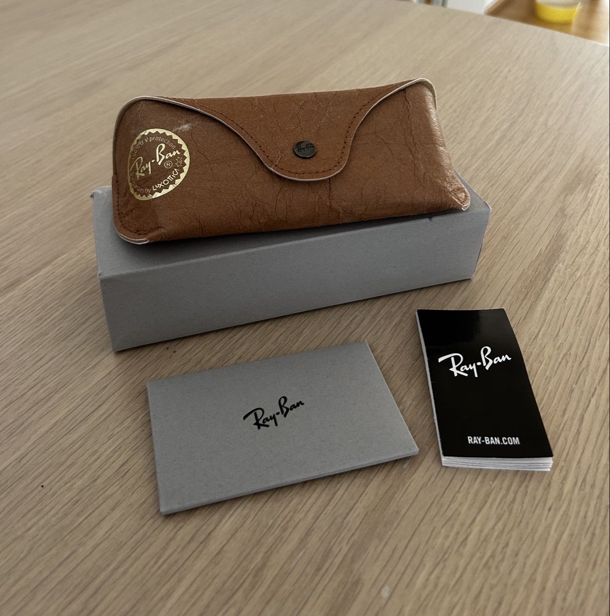 Ray-Ban Occhiali & Lenti: Ray-Ban Sunglasses Opal RB4441D – Nuovo (secondo la descrizione) da Basel venduto da bob_85by 4