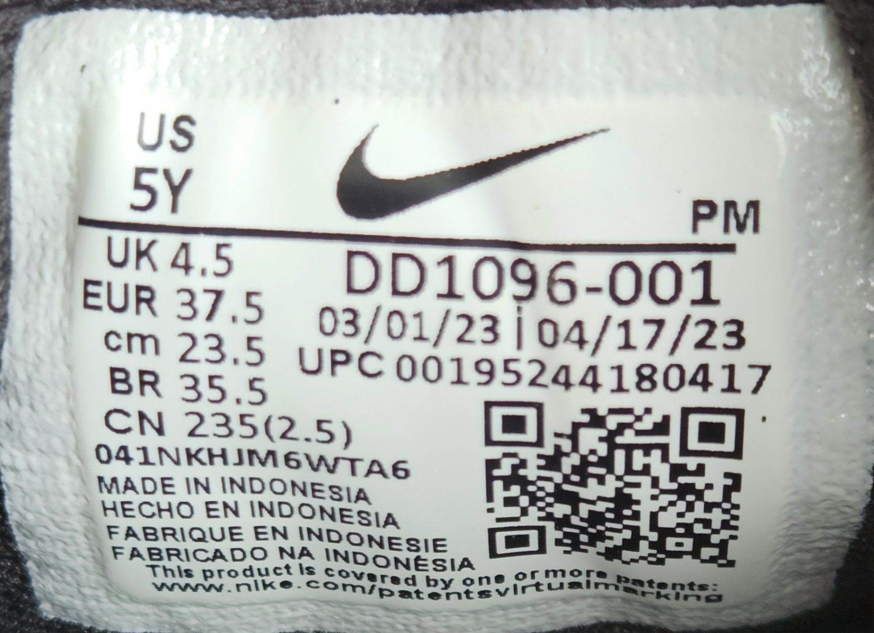 Nike Scarpe da uomo: Nike Revolution Turnschuhe Grösse 37.5 – Usato da Bichwil venduto da The_freshman 6