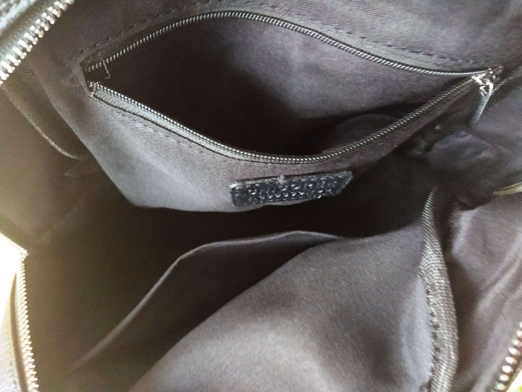 Zaini: Rucksack / Backpack, Schwarz - 27 cm x 27 cm x 12 cm - – Nuovo e nell'imballaggio originale da Zürich venduto da 1-2-3-Kaufen 3
