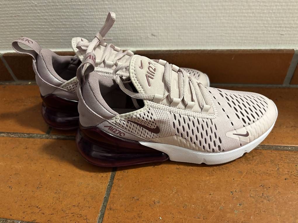 Nike Damenschuhe: Nike 27c Damen Gr. 37,5 – Gebraucht aus Bischofszell von cos_sr58 1