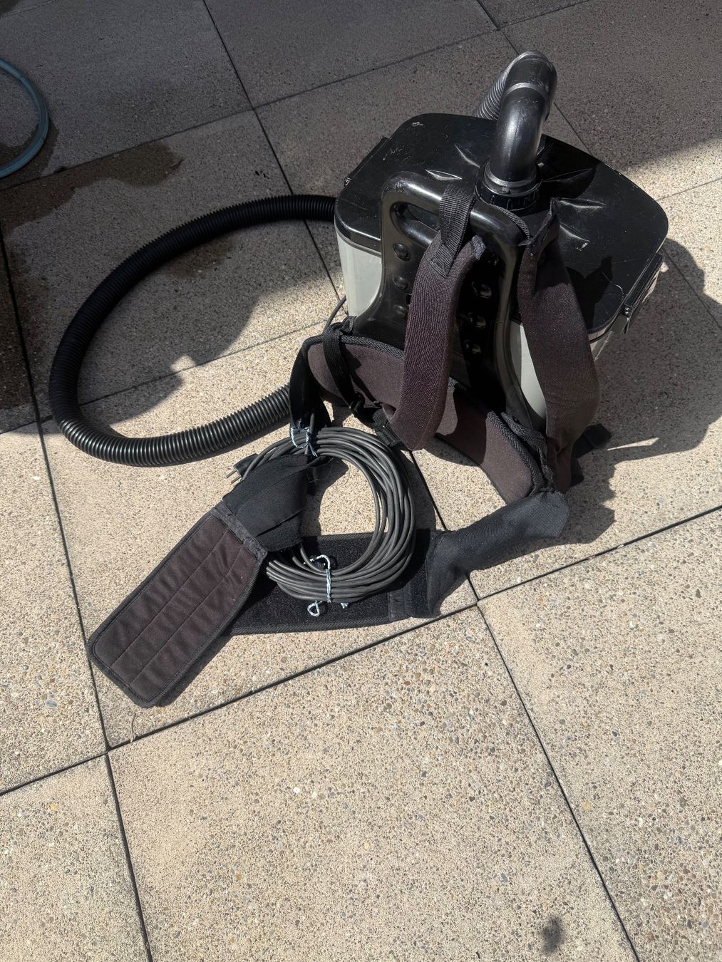 Aspirapolveri & Accessori: Numatic Rückenstaubsauger – Usato da Zürich venduto da Herbion1 1