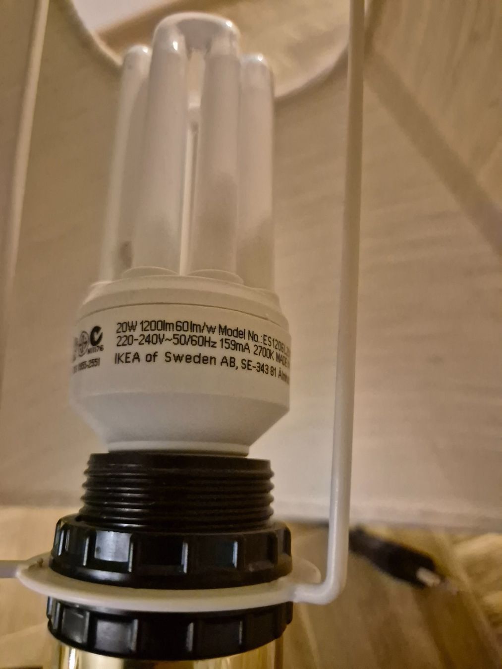 Lampade: Vintage Tischlampe mit Schirm – Usato da Speicher venduto da joreim 3