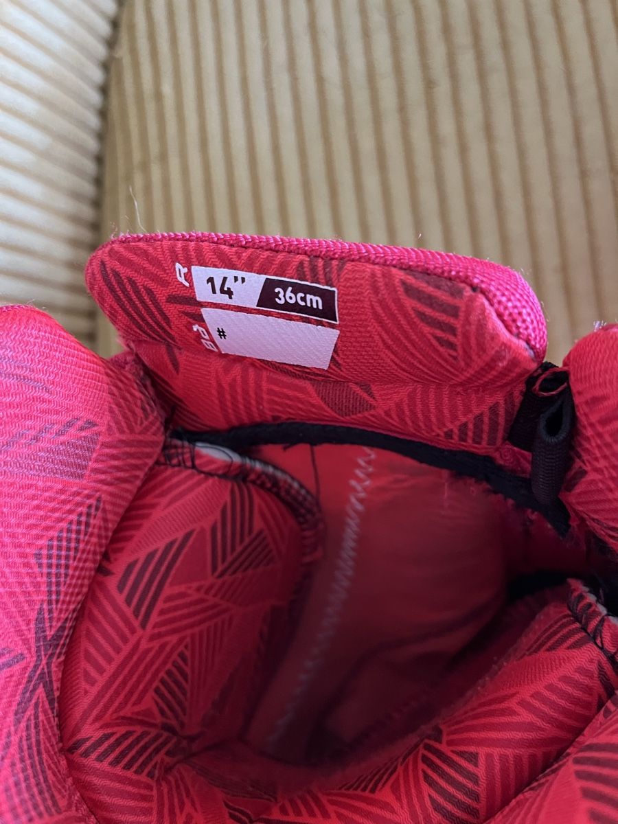 Bauer Altri accessori da uomo: Eishockey Handschuhe Bauer Rot Gr 14 – Usato da Rechthalten venduto da Trikot-master 2