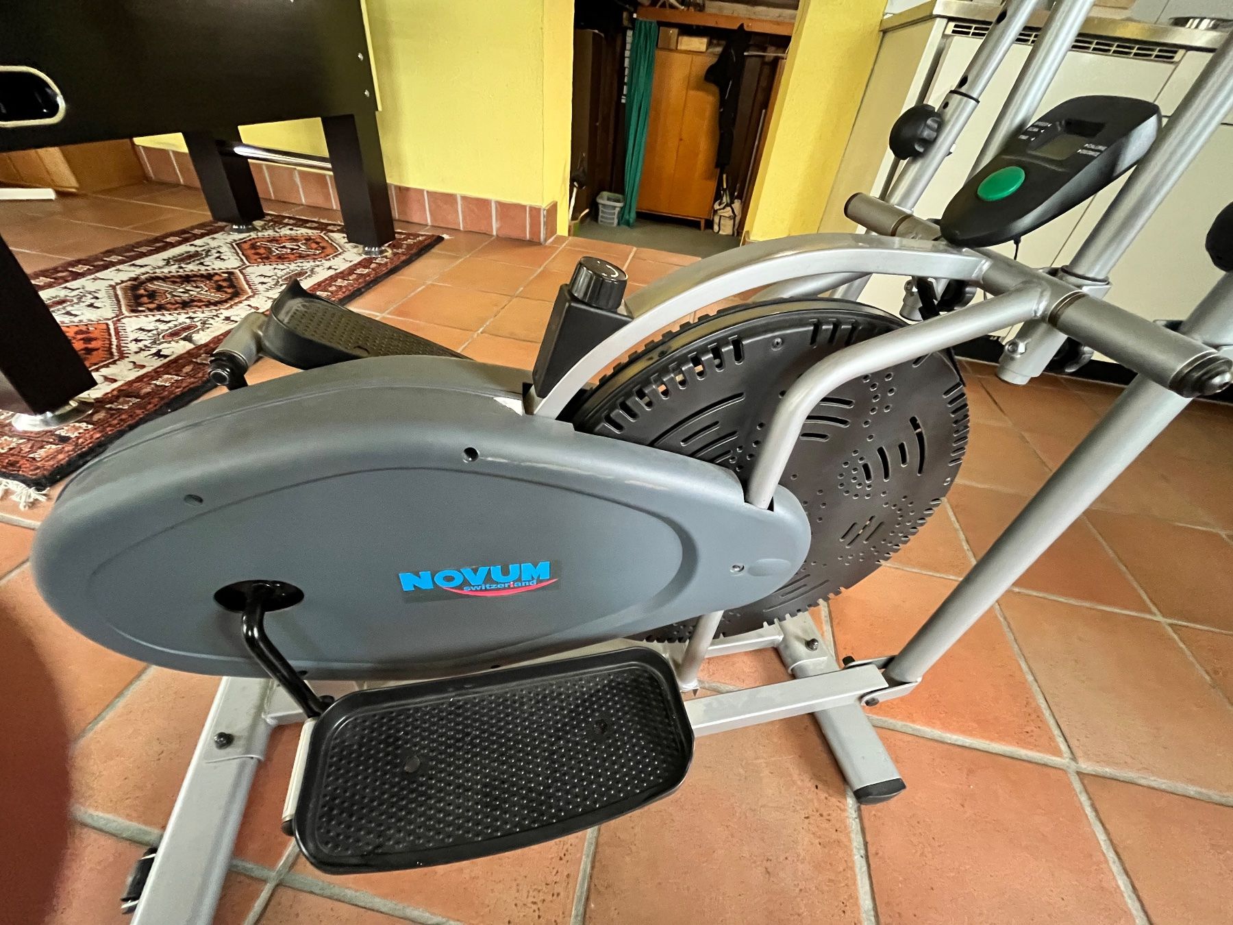 Hometrainer: Crosstrainer – Gebraucht aus Herisau von tanteb12 4