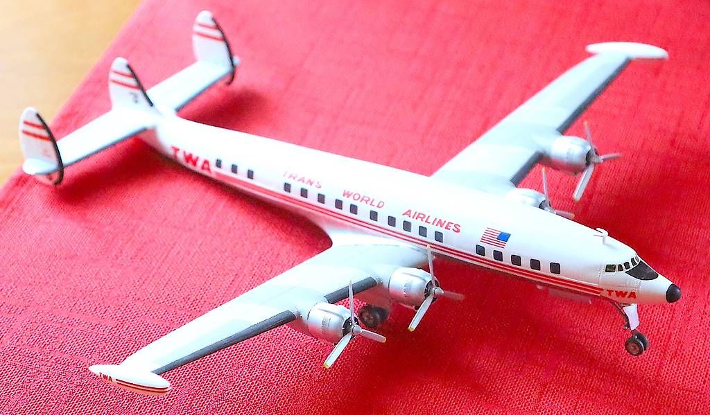 Kit di modellismo & Modellini statici: DAS TOP MODELL SUPER CONSTELATION VW 1:72 – Usato da Ipsach venduto da locky55 1