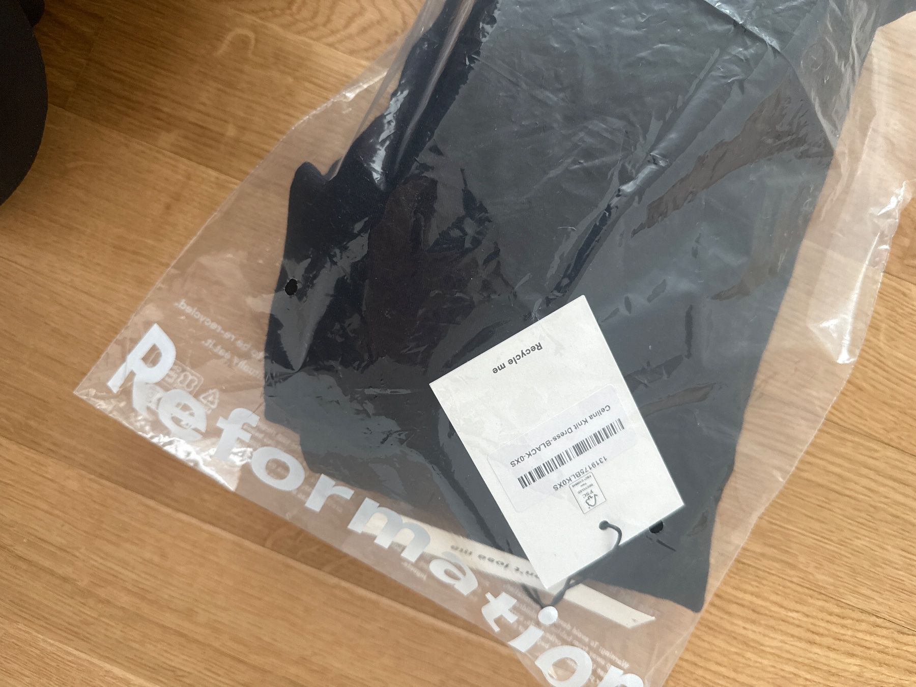 Reformation Vestiti: Reformation Celina Knit Dress S – Nuovo (secondo la descrizione) da Zürich venduto da okarioto 5