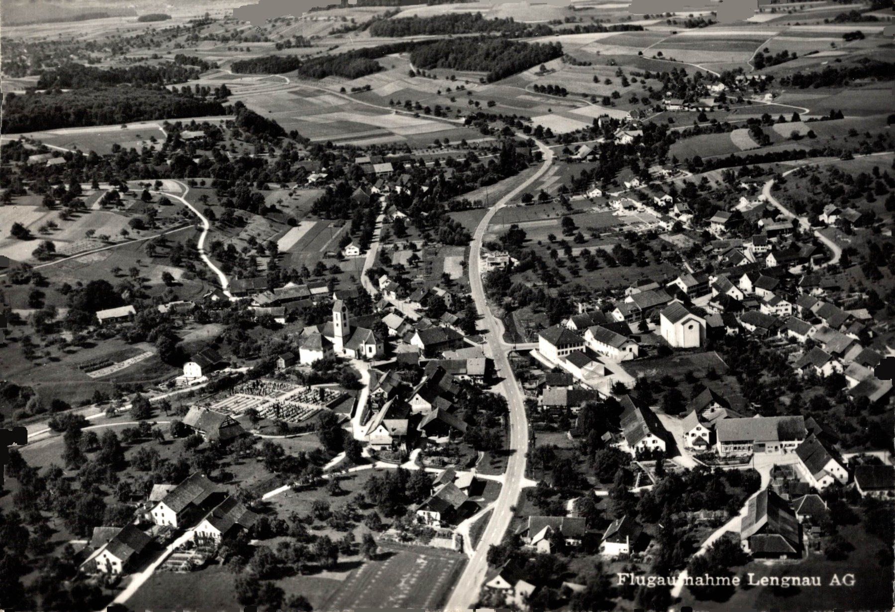 Cartoline postali: Flugaufnahme Lengnau AG – Usato da Bronschhofen venduto da Astore