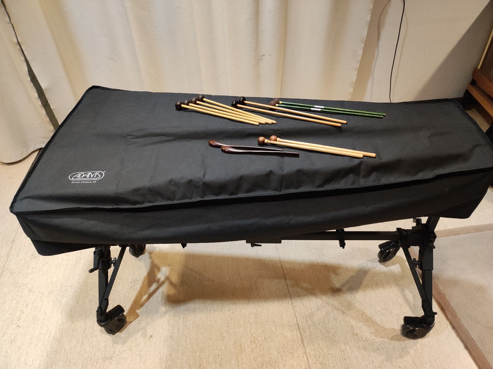 Strumenti musicali: Adams Xylophone Solist - 3.5 Octave – Nuovo (secondo la descrizione) da Meilen venduto da nna_p7w5 7