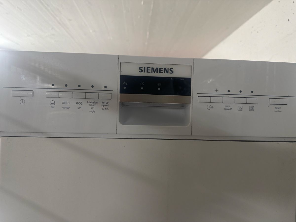 Lavastoviglie: Siemens Geschirrspüler  45ch – Usato da Rapperswil SG venduto da kat_rw8q 1