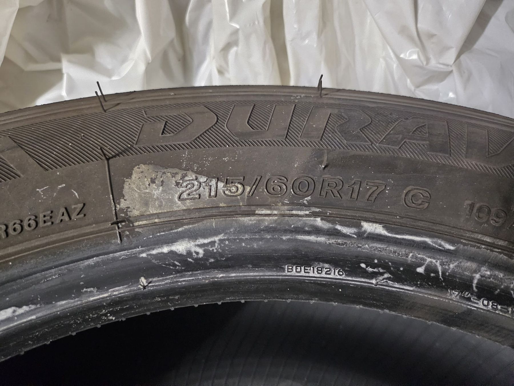 Pneumatici & Ruote complete: Bridgestone 215/60 R17 C Sommerpneu – Usato da Volketswil venduto da true_story 4