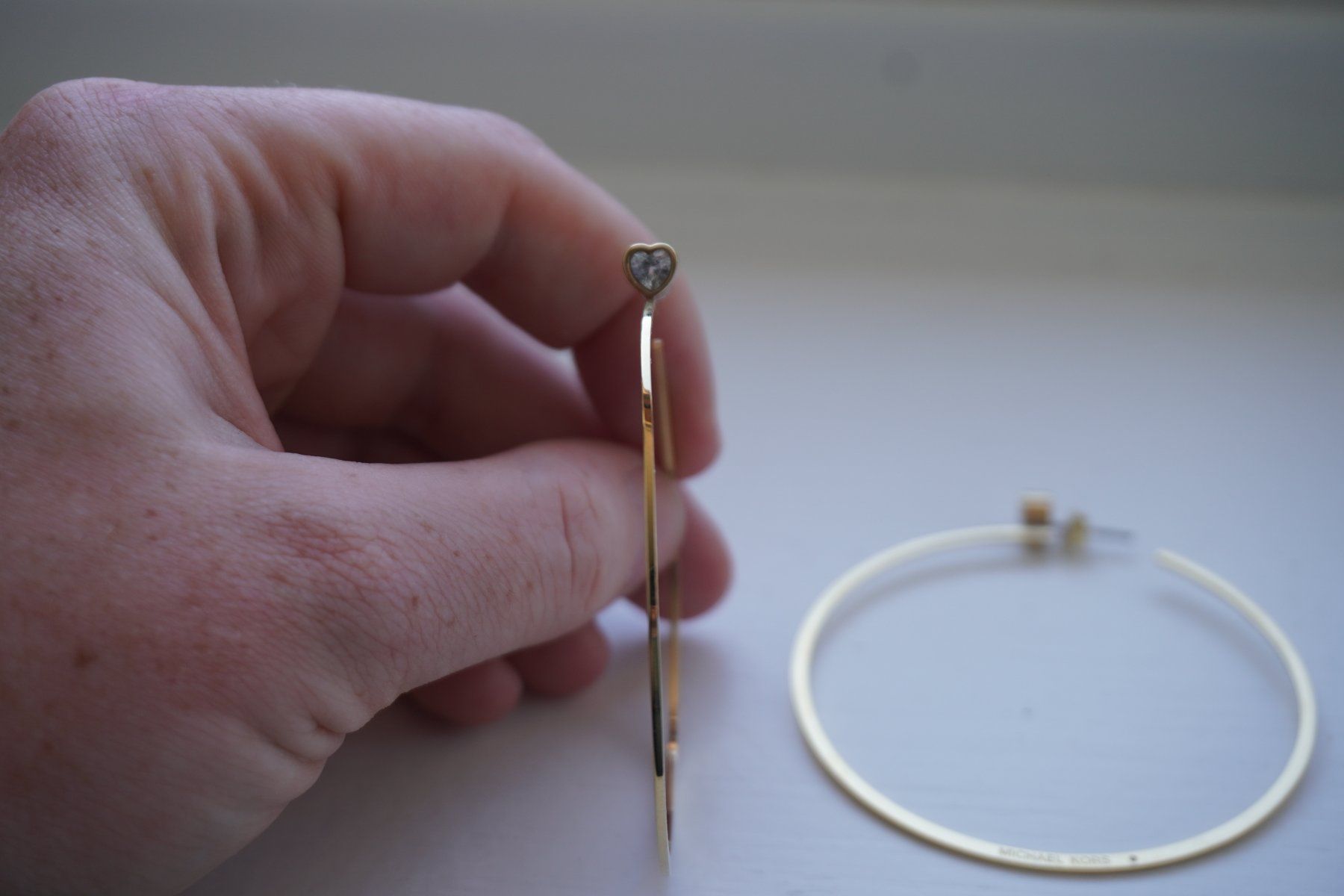 Michael Kors Ohrringe & -stecker: Michael Kors Créoles – Gebraucht aus Peseux von fio_n9qk