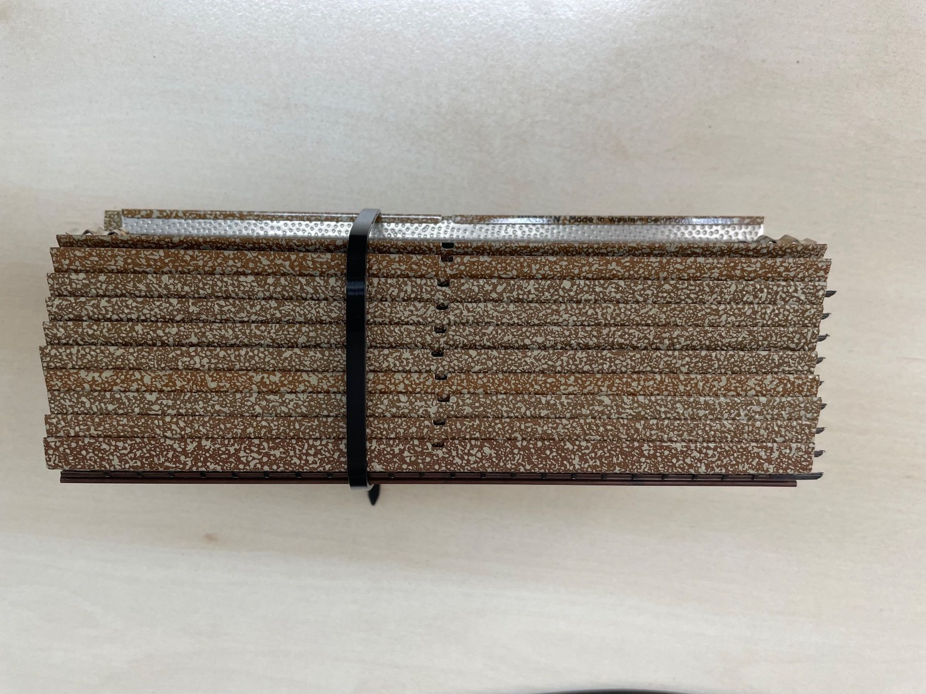 Märklin Modellini di ferrovie: Märklin H0 gerade Schienen Pack à 20 Stk. – Usato da Amriswil venduto da rolf_schweiz 1