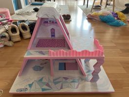 LOL Surprise Winter Chalet Spielhaus guter Zustand