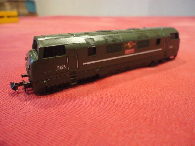 Trix Modellini di ferrovie: Minitrix britische Diesellok der BR in Spur N – Usato da Wittenwil venduto da trixmartin 6