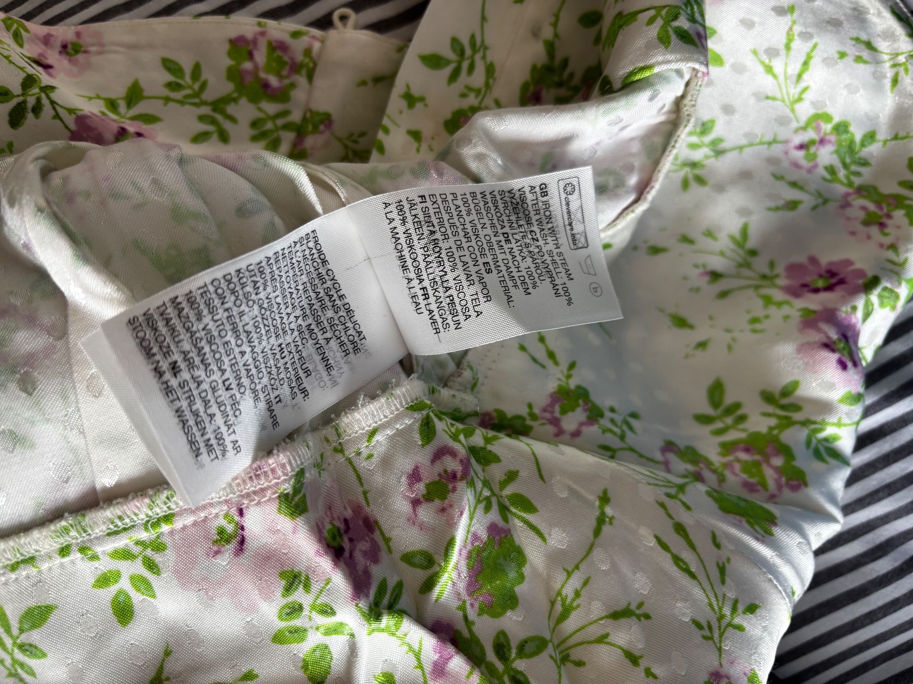 Other Stories Camicette: Bluse mit Blumenmuster  - & Other Stories, Gr. 34 – Nuovo (secondo la descrizione) da Bern venduto da saeruhb 3